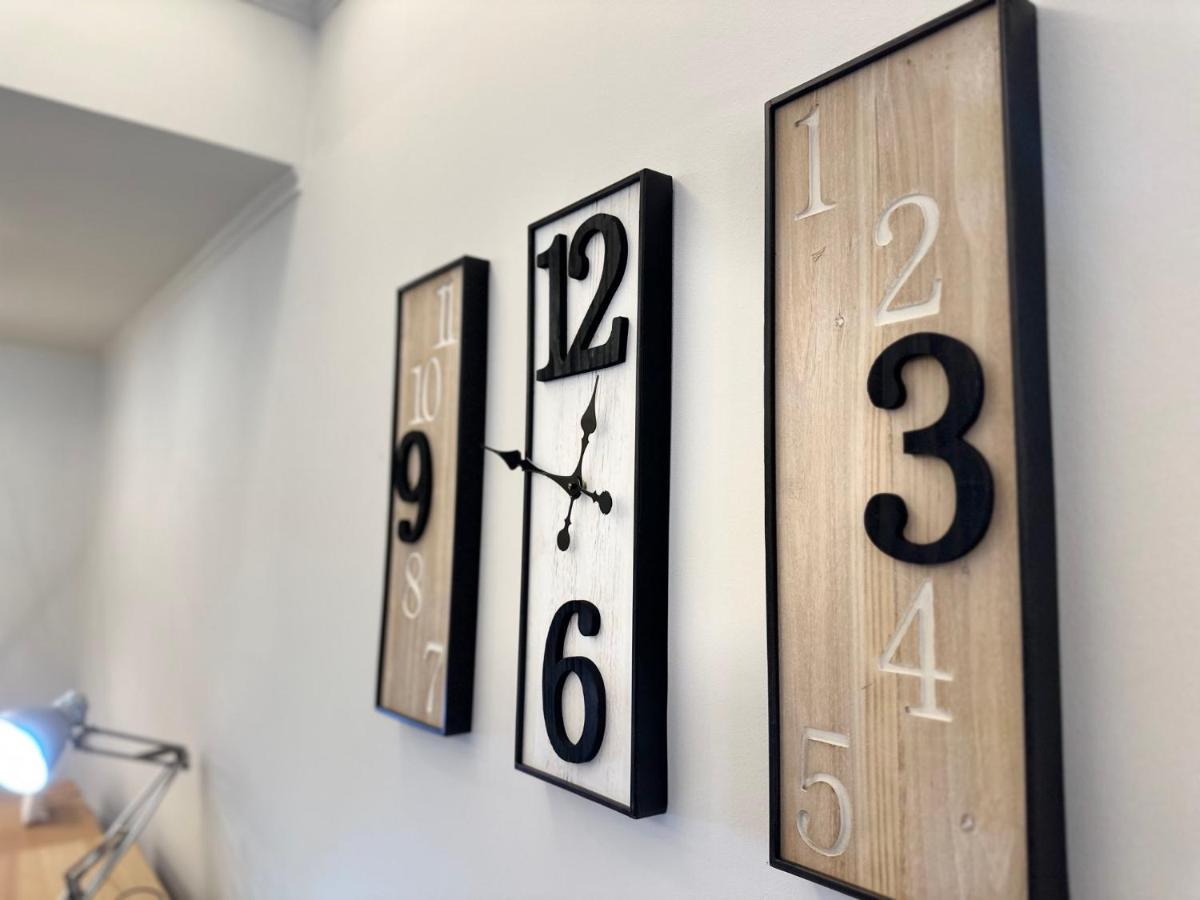 Luxury Archit 14 Street Apartment *