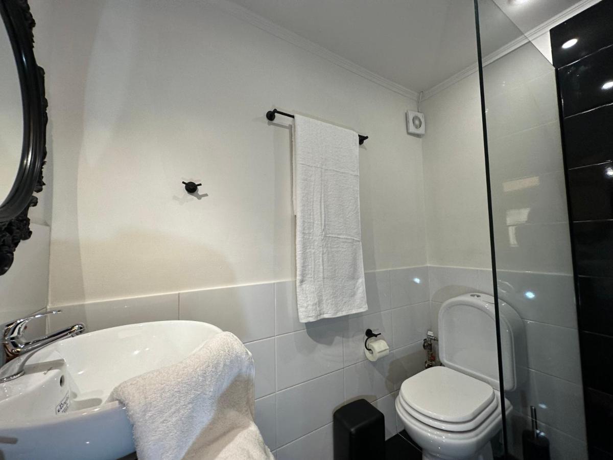 Luxury Archit 14 Street Apartment *